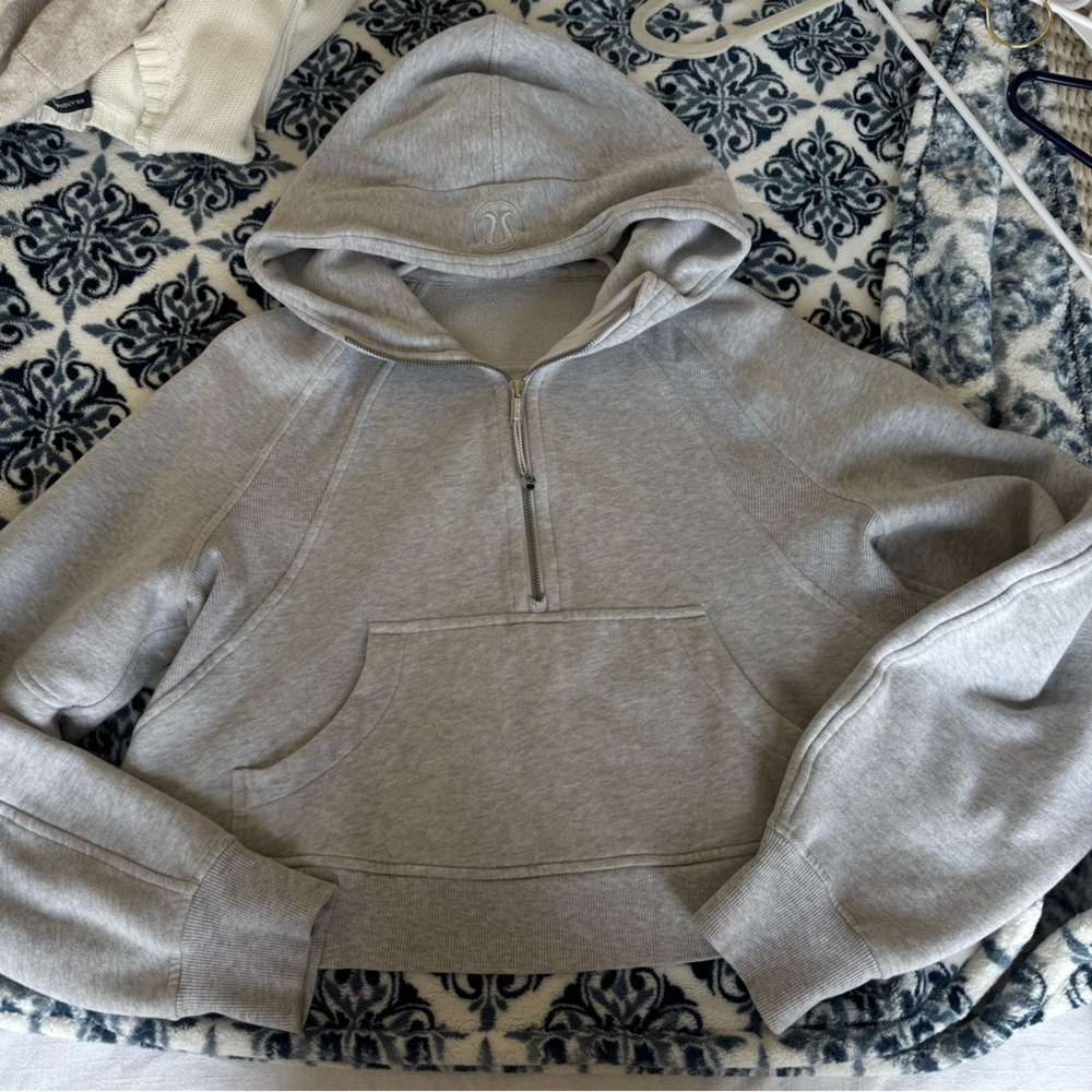Lululemon scuba sweatshirt